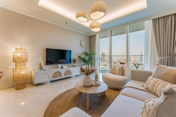 Prestigious Waterfront Community, Beachfront Living Near Dubai Marina and Top Dining Hotspots - Palace Beach Residence Tower 2, Emaar Beachfront by Deluxe Holiday Homes