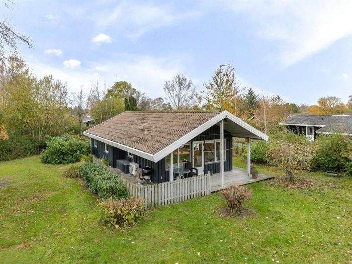 Holiday Home Mika - 300m from the sea by Interhome