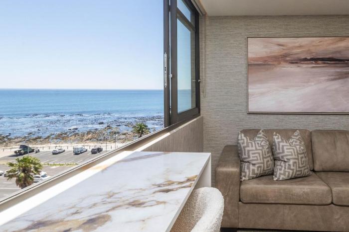 Sea View Luxury Retreat – Mouille Grange 710