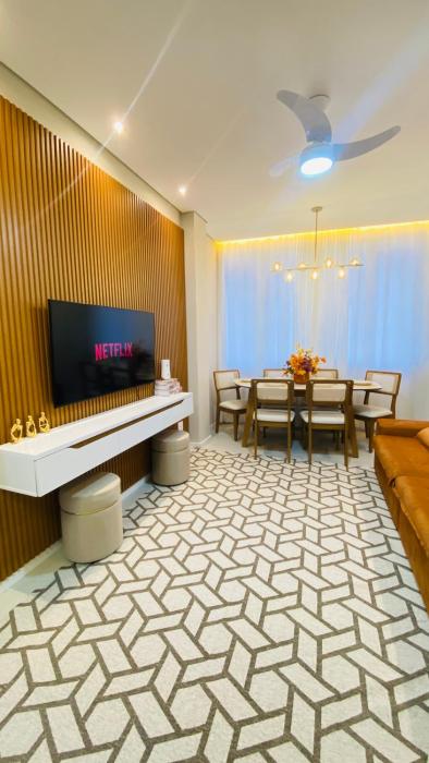 Apto Completo - 400mt da Praia - 2 Quartos - 2 Banheiros - Próx Copacabana Palace - 1 Vaga Estacionamento Somente Para Veiculo Pequeno e Medio