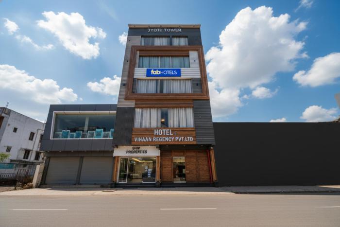 FabHotel Vihaan Regency