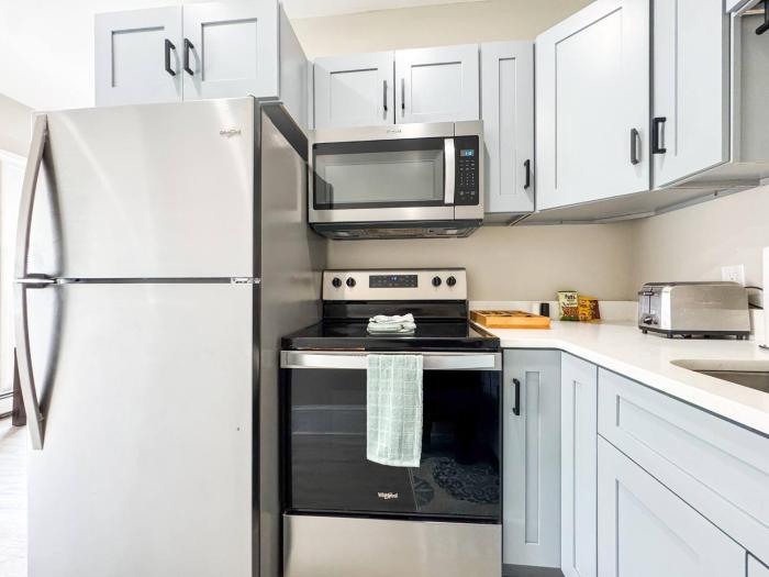 Lebanon NH Mins to DHMC-Hospitals- Hartford VT