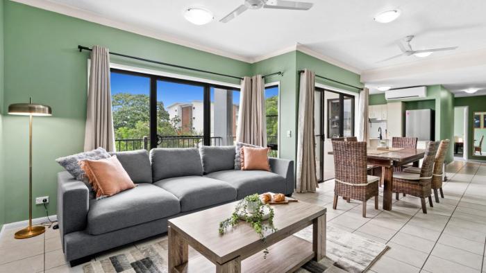 Moon Dusk Loft on Accent