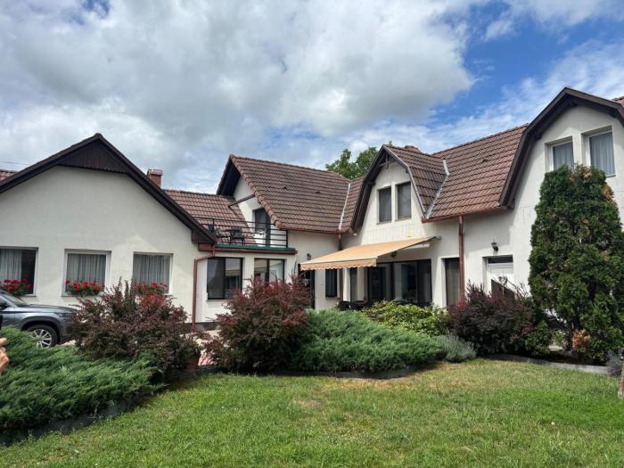 Margareta Apartments