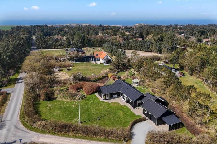 LK2197-Lokken-Molleager-1