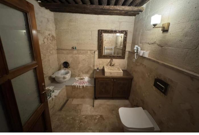 Bella Vista Stone House