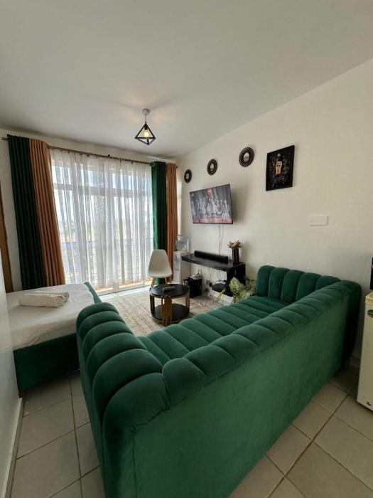 C & c LUXURY HOMESTAYS