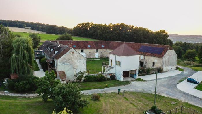 Chambres dhôtes de la Ferme historique Jean de la Fontaine
