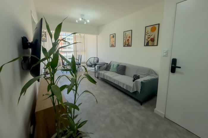 PAPILLON - 603 · Seu Refúgio na Ponta Verde • Apto 2Q Completo!