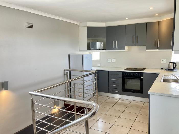 Unit 2, GatherPoint Sleeps 8 Self-Catering Group Belhar-CT