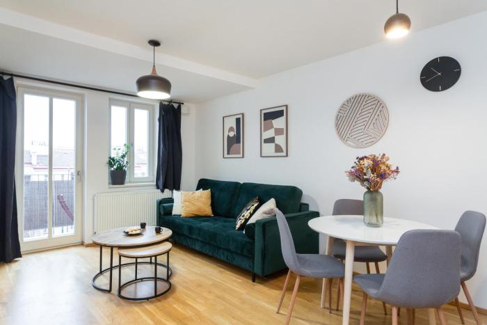 Stylový penthouse u pražského parku a centra s AC