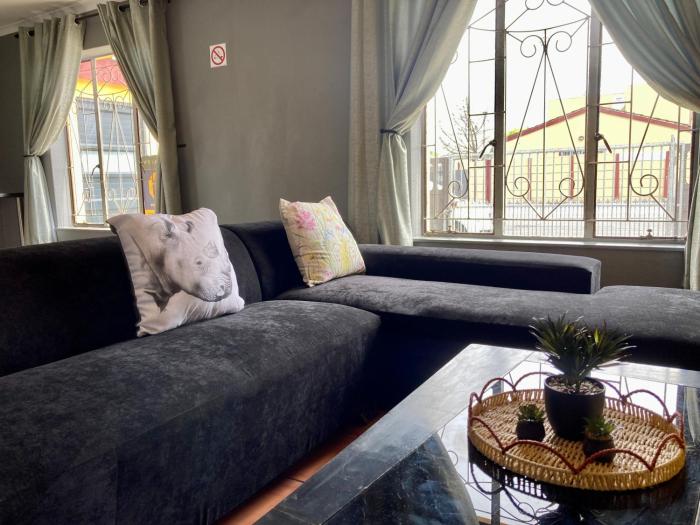 Unit 3 TraversHub Sleeps 6 Self-Catering Group Belhar, CT