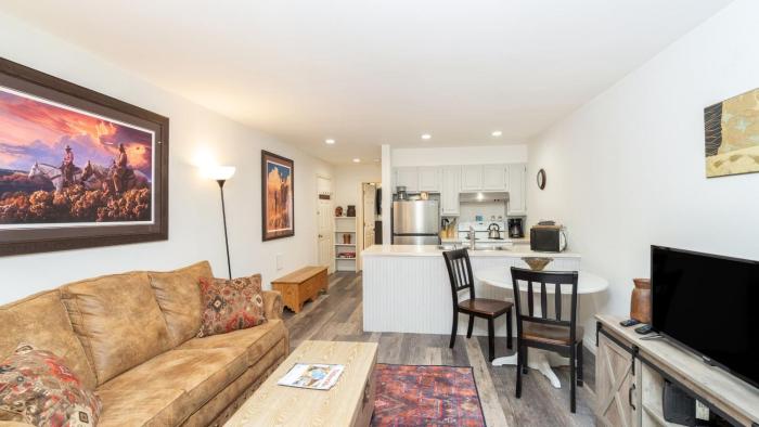 Near Historic Downtown Ski-InSki-Out Etta Place 5 by AvantStay