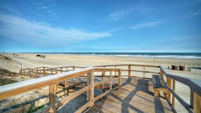 Stay Palm by AvantStay Boardwalk Pool