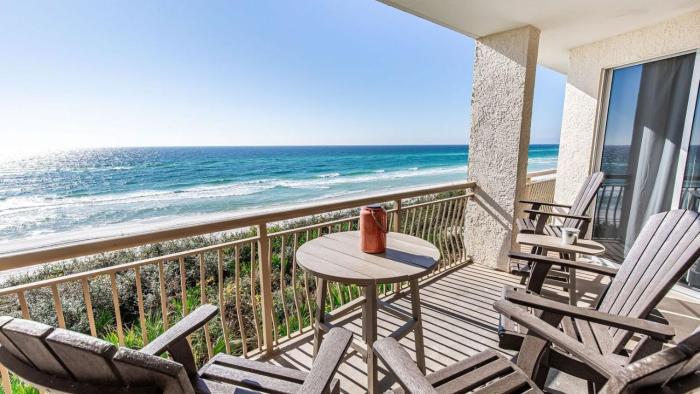 South Shore 30A by AvantStay Gulf View Pool Bonfires