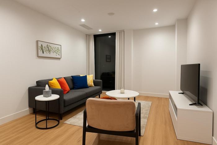 West London Modern Retreat Gym, Sauna, Cinema