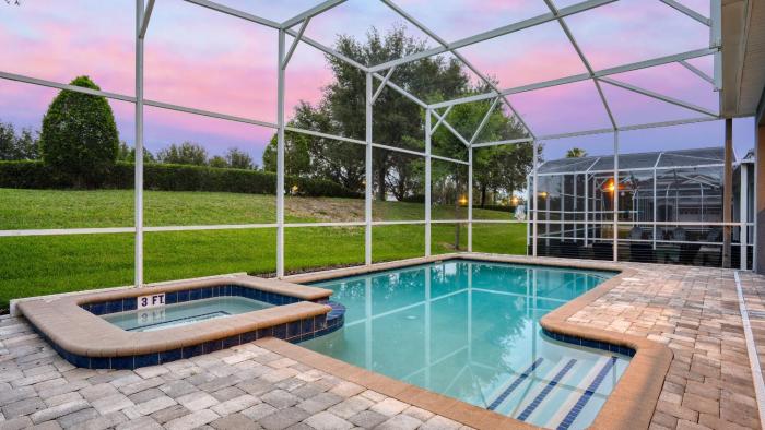 Stinger Luxe Retreat by AvantStay 8BR Luxury Villa Near Disney w Pool Game Room