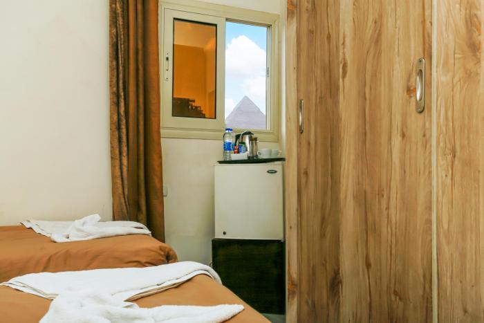 Royal Pyramids View hotel