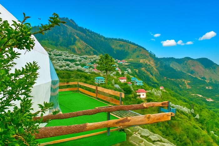 Astro Orchard Glamps and Hostels