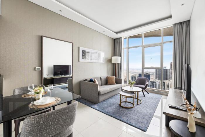 Beautiful unit with canal view ! DAMAC PRIVE