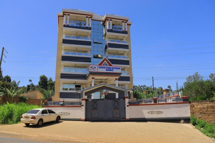 Downtown retreat homes