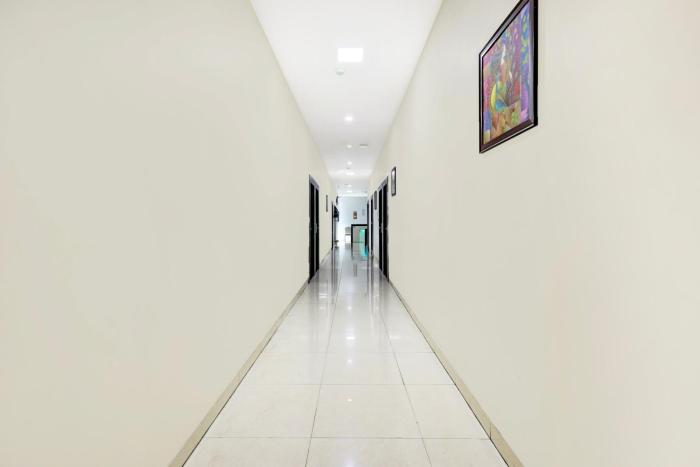 Collection O Dabagardens Near RK Beach