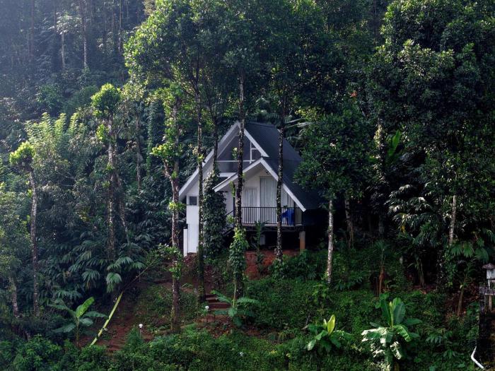 Pepperico Villas- Misty Hills Retreat near Munnar