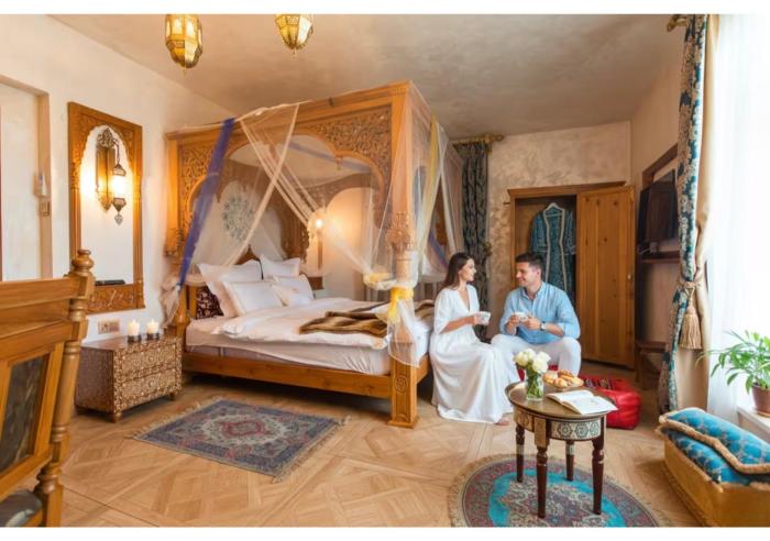 Hidden Gem Antique Apartment with City Views