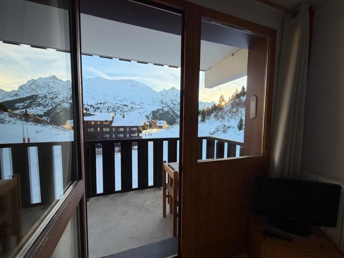 Méribel Mottaret C1 - Studio cabine pied des pistes et face aux montagnes