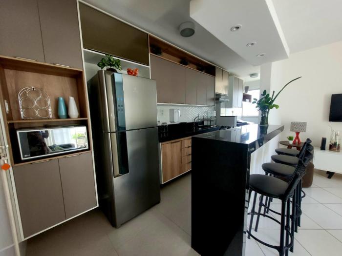 Apartamento próx à Orla Atalaia, com 2 Quartos climatizados