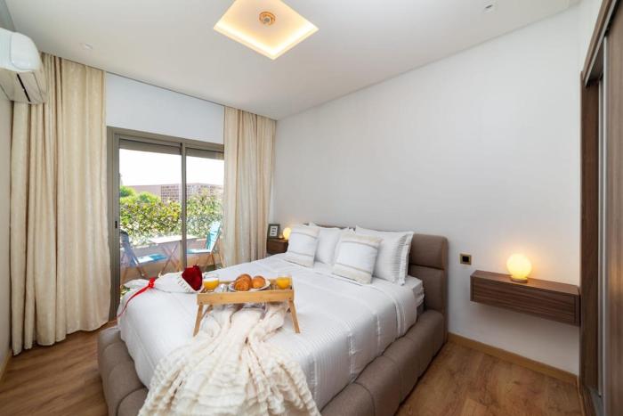 Luxe et cosy appartement 2 Chambres, balcon,2 piscine Centre ville Marrakech