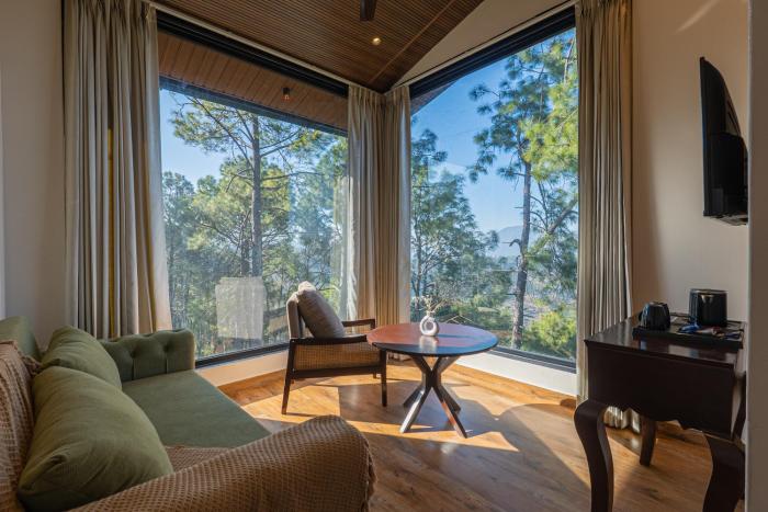 SaffronStays The Unwind Chalet- Boho Bliss Suite