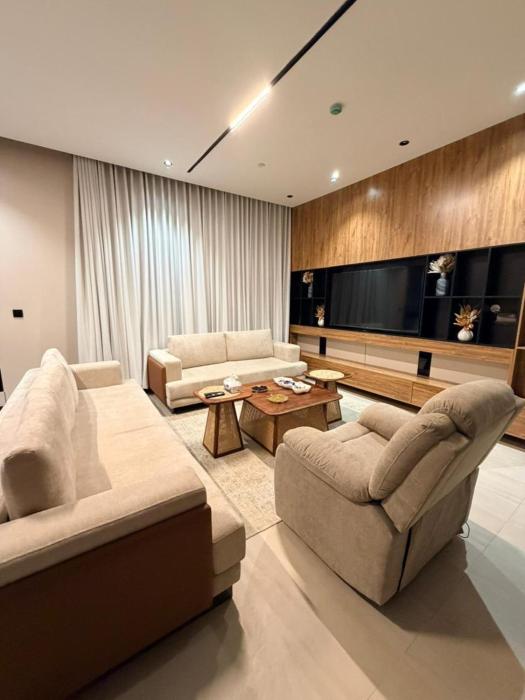 Luxury Apartment شقه الفخامه في المونسيه