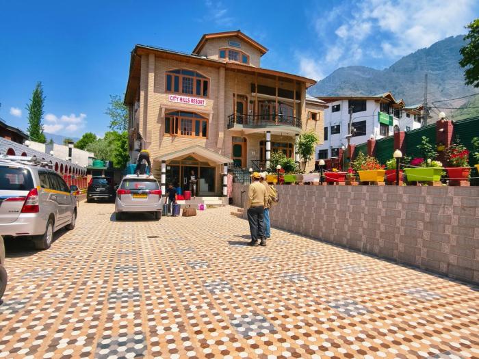 City Hills Resort Kashmir