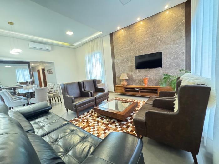 Linda Casa 4 quartos com piscina para família na praia de Canasvieiras