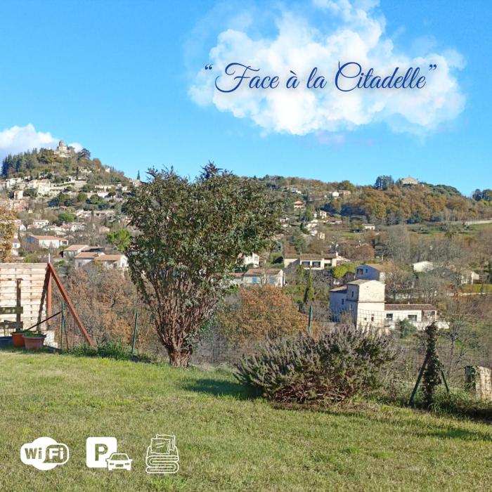 Face à la Citadelle - Jardin & Parking privé