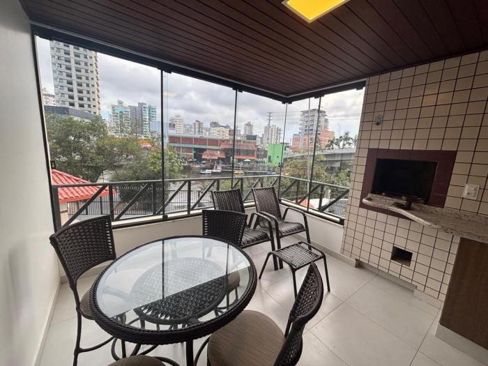 Apto c Churrasq. a 400 m da Praia ERR0104