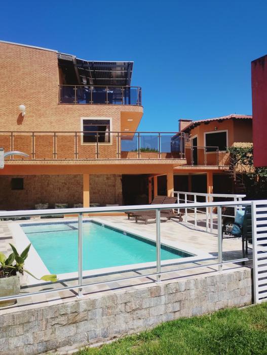 Triplex com Piscina Moradias Maestrelli