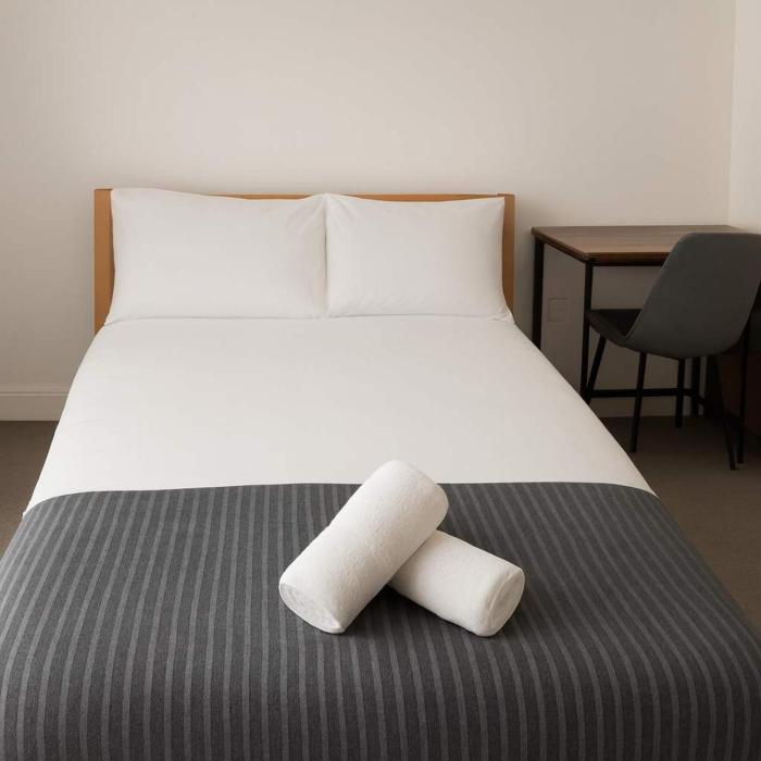 Spacious 4-Bedroom Home Near Eastville Park -Ideal for contractors and work stays