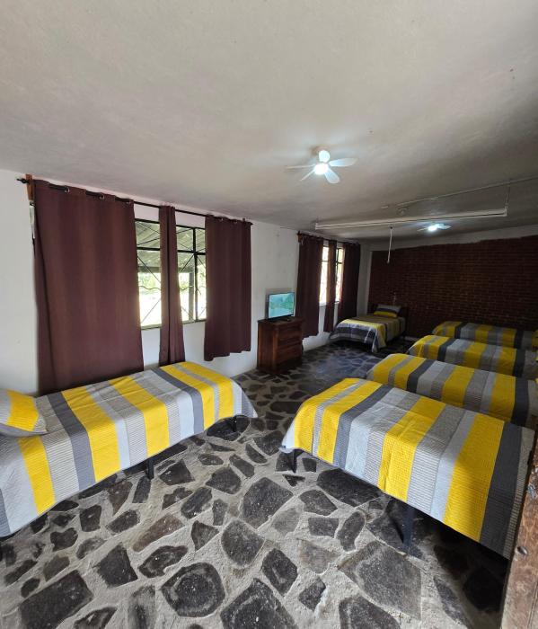 Hotel NoQueNo Vista al lago