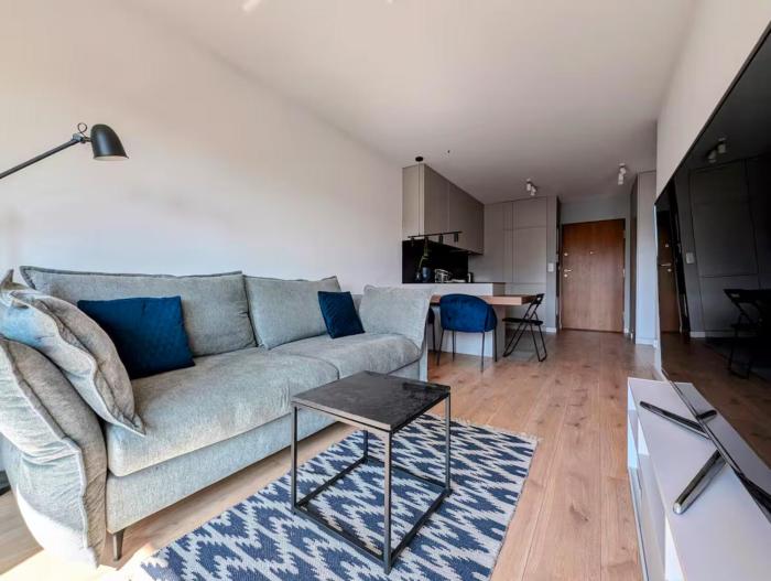 Riverside Base Zabłocie