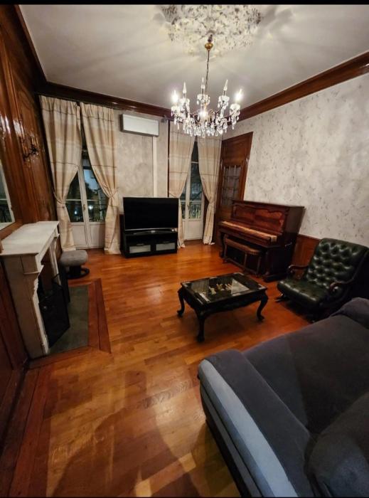 Grand 100 m2 à 5 min de Bellecour