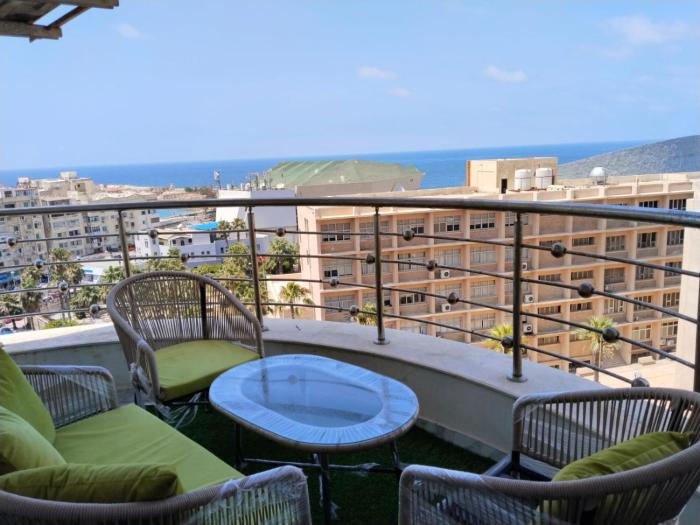 شقة للايجار المفروش محطة الرمل الازاريطة