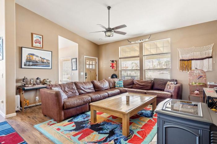 3BD home on 12 ac ranch near KOH, P&H, Jtnp, EV