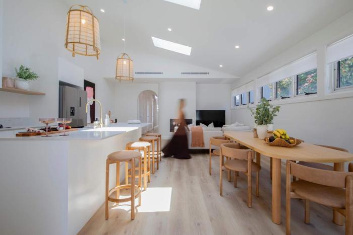 Nirvana Dream Home with Firepit & Walk to Beach