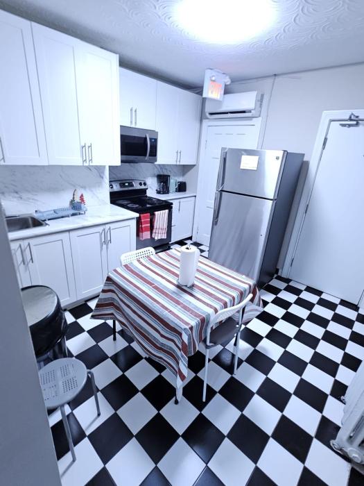 DOWNTOWN STAY-Free Wifi&Self Checkin