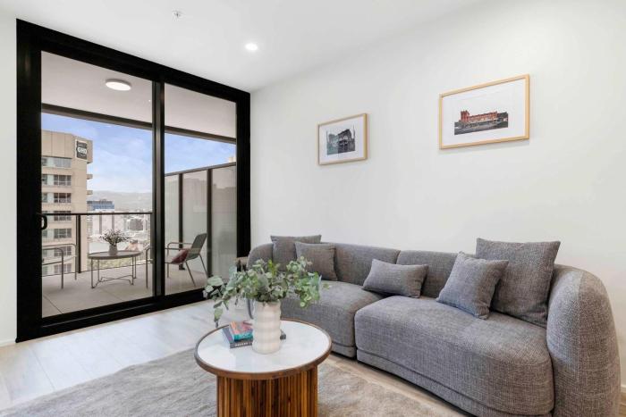 Cloudline City Stay Victoria Tower CBD