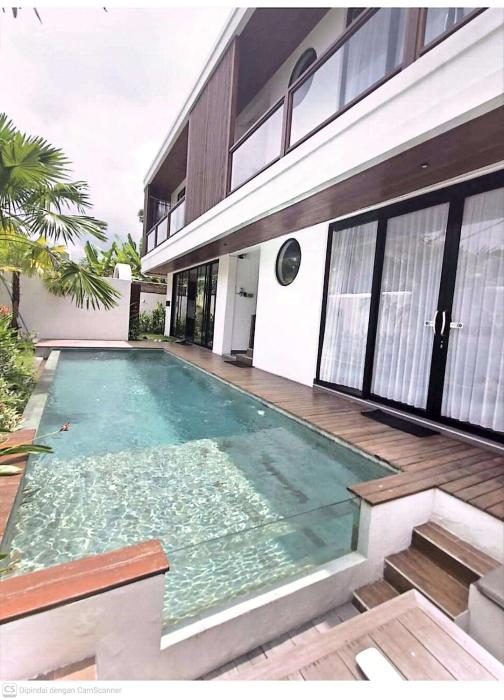 Hey-Sola Bali ,3BR Luxury Private Villa Near Canggu