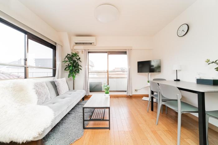 2-min walk to station, Direct access to Shinjuku