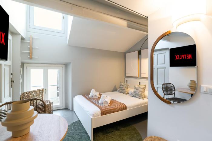 Modern studio apartment in Porta Venezia